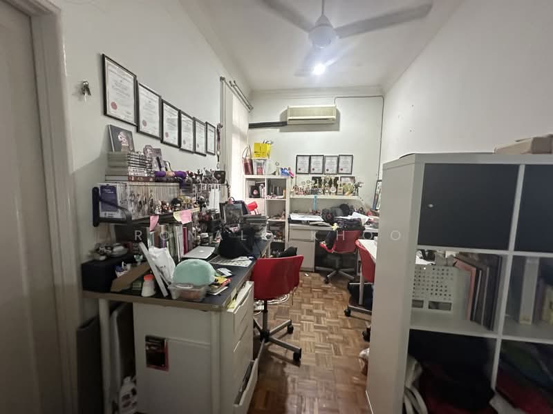 2-storey Terraced House for Sale in Usj 20 (Subang Jaya) - Ronald Khoo - Study - PropertyGuru.com.my