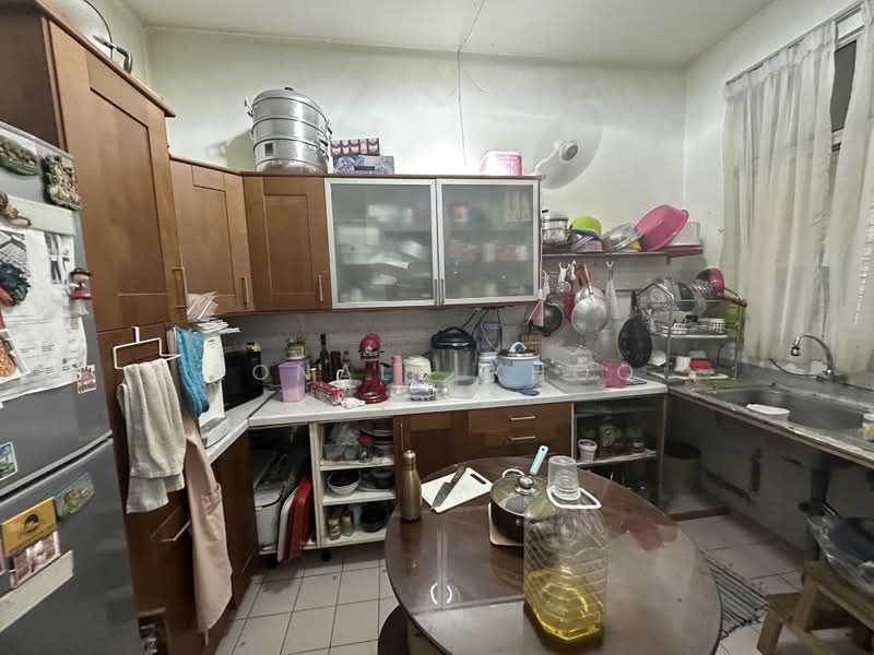 2-storey Terraced House for Sale in Usj 20 (Subang Jaya) - Ronald Khoo - Kitchen - PropertyGuru.com.my