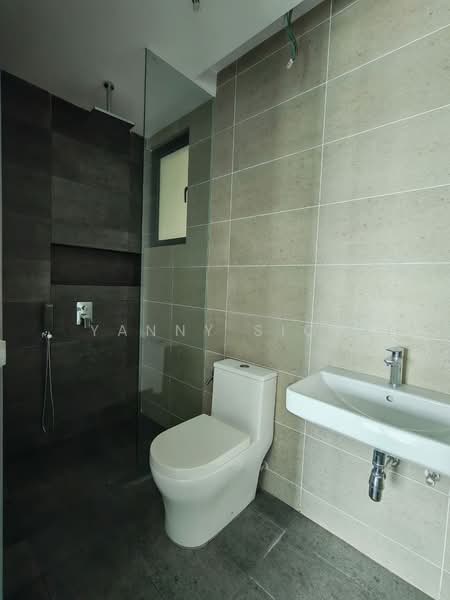 Condominium for Sale at The Valley Residences @ SkySierra - Yanny Siow - Bathroom - PropertyGuru.com.my