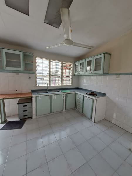 2-storey Terraced House for Sale in Taman Melawati (Ulu Kelang) - Eling Loo - Kitchen - PropertyGuru.com.my