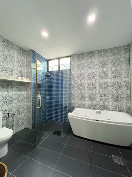 Rumah Kluster untuk Dijual di Senibong (Permas Jaya) - Jason Tan - Bathroom - PropertyGuru.com.my