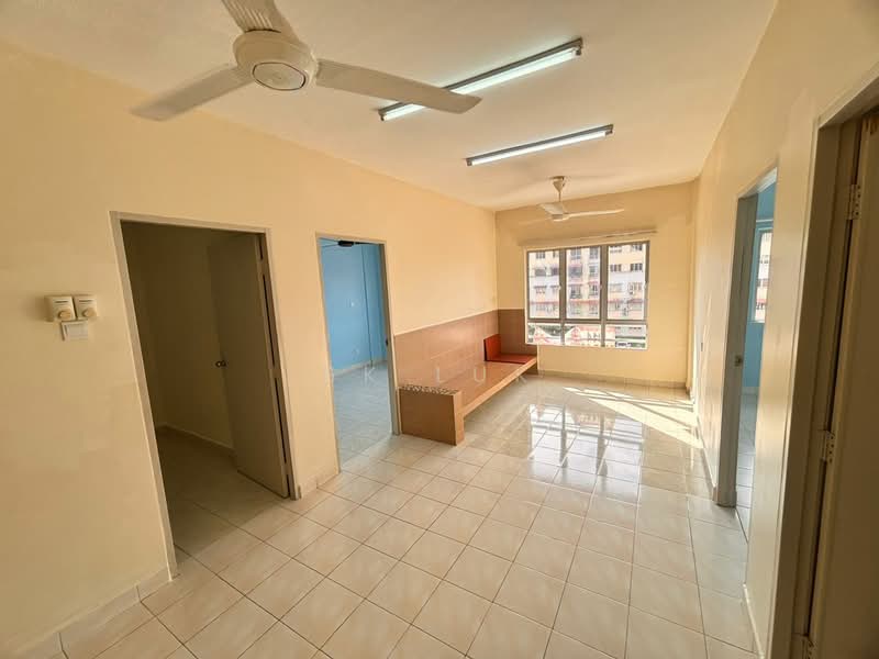 Apartment for Sale at Apartment Impian - SK Luk - Living Room - PropertyGuru.com.my