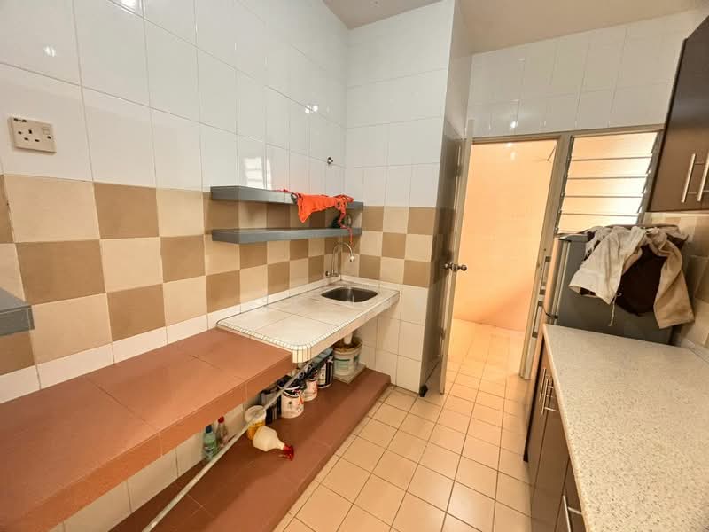 Apartment for Sale at Apartment Impian - SK Luk - Kitchen - PropertyGuru.com.my