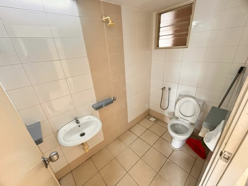 Apartment for Sale at Apartment Impian - SK Luk - Bathroom - PropertyGuru.com.my