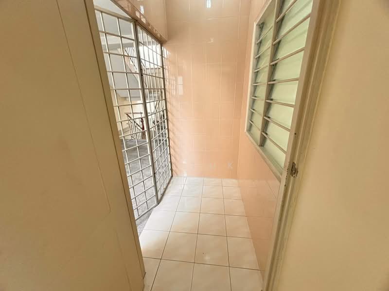 Apartment for Sale at Apartment Impian - SK Luk - Corridor - PropertyGuru.com.my