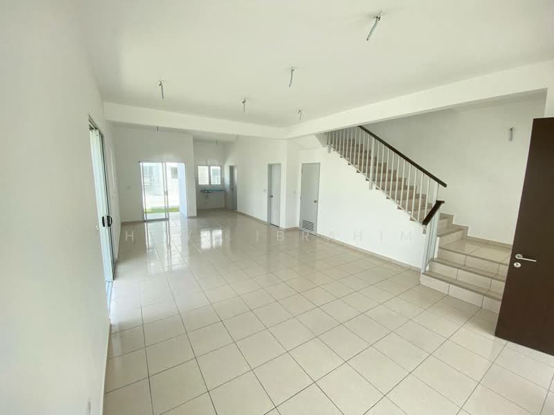 2-storey Terraced House for Sale in Hulu Langat (Selangor) - Hawa Ibrahim - Living Room - PropertyGuru.com.my