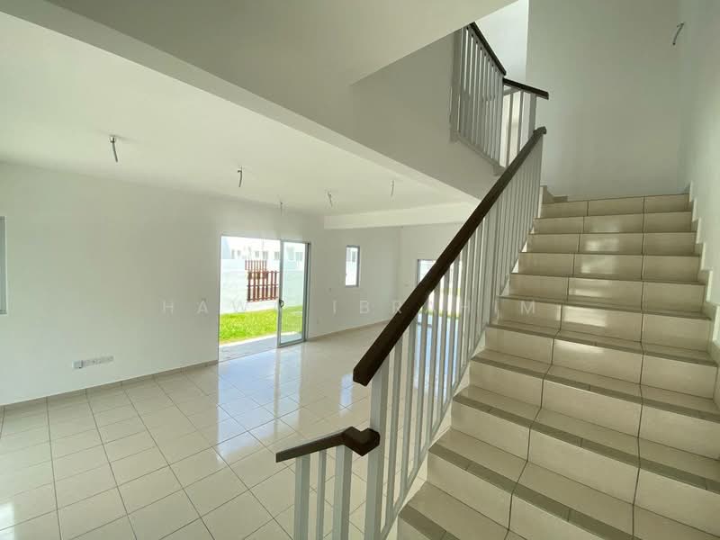 2-storey Terraced House for Sale in Hulu Langat (Selangor) - Hawa Ibrahim - Living Room - PropertyGuru.com.my