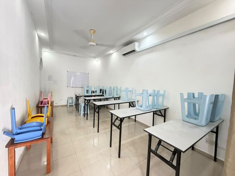 1-storey Terraced House for Sale in Bukit Indah (Iskandar Puteri (Nusajaya)) - Sharon Ng - Study - PropertyGuru.com.my