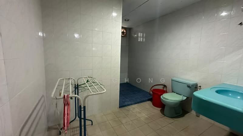 2-storey Terraced House for Sale in Bandar Baru Selayang (Selayang) - Ken Chong - Bathroom - PropertyGuru.com.my