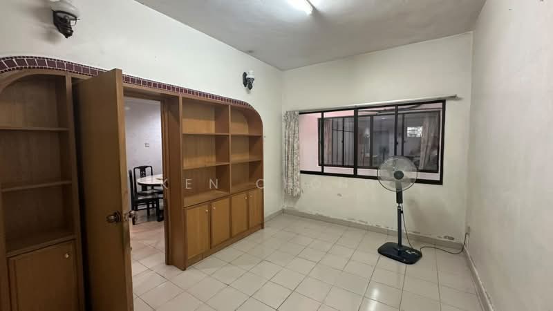 2-storey Terraced House for Sale in Bandar Baru Selayang (Selayang) - Ken Chong - Living Room - PropertyGuru.com.my