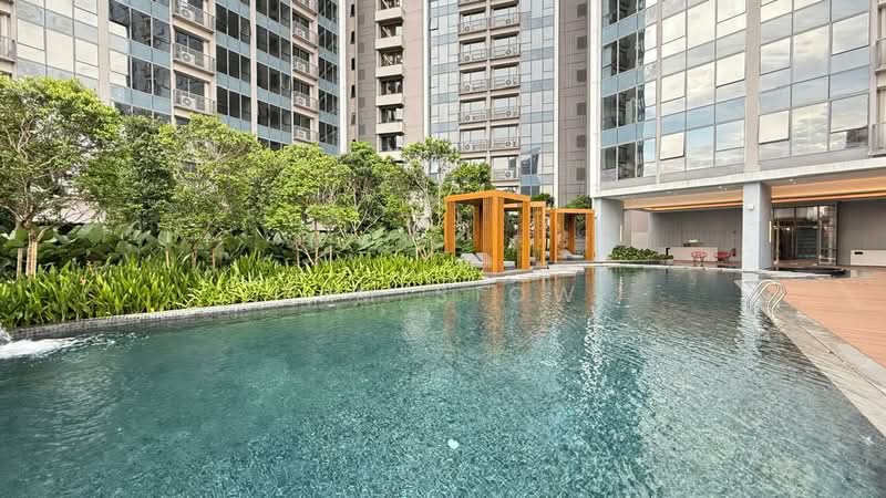 Servis Apartment untuk Disewa di Core Residence @ TRX - Tim Siow - Pool - PropertyGuru.com.my