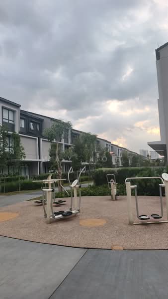 Terraced House for Rent in Taman Bukit Serdang (Seri Kembangan) - May Koh - Exterior - PropertyGuru.com.my