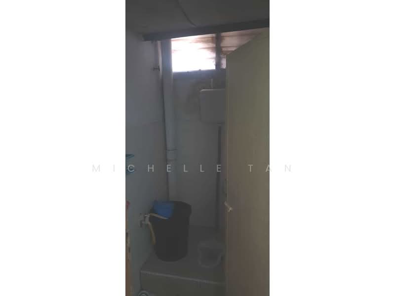 Rumah Flat untuk Dijual di Bandar Baru Ampang - Michelle Tan - Bathroom - PropertyGuru.com.my