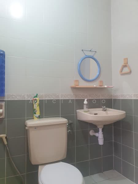 2-storey Terraced House for Sale in Bukit Rahman Putra (Sungai Buloh) - Alicia Soo - Bathroom - PropertyGuru.com.my