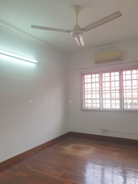 2-storey Terraced House for Sale in Bukit Rahman Putra (Sungai Buloh) - Alicia Soo - Interior - PropertyGuru.com.my