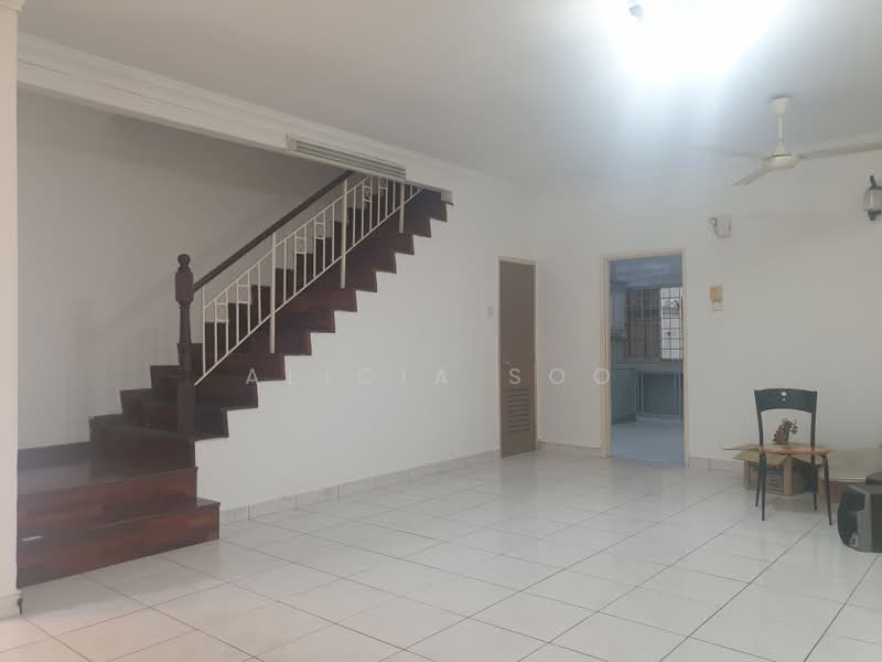 2-storey Terraced House for Sale in Bukit Rahman Putra (Sungai Buloh) - Alicia Soo - Living Room - PropertyGuru.com.my