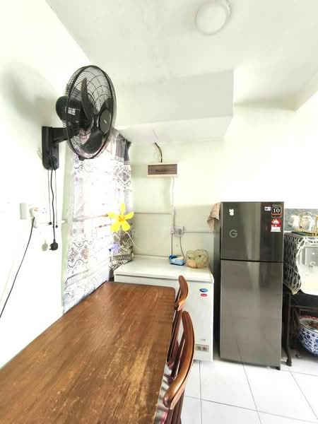 Rumah Teres 2-Tingkat untuk Dijual di Taman Nusantara (Iskandar Puteri (Nusajaya)) - Sharon Ng - Kitchen - PropertyGuru.com.my