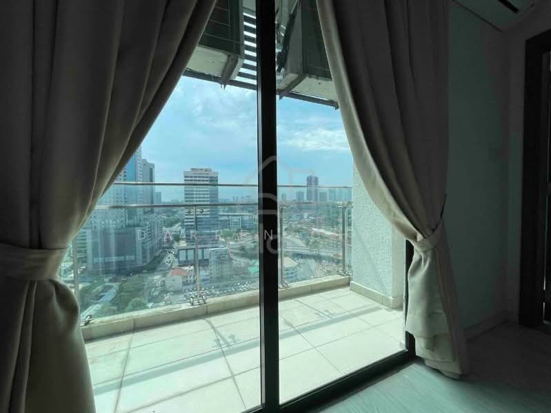 Service Residence for Sale at Suasana Iskandar Malaysia - Darren Chen - Balcony - PropertyGuru.com.my