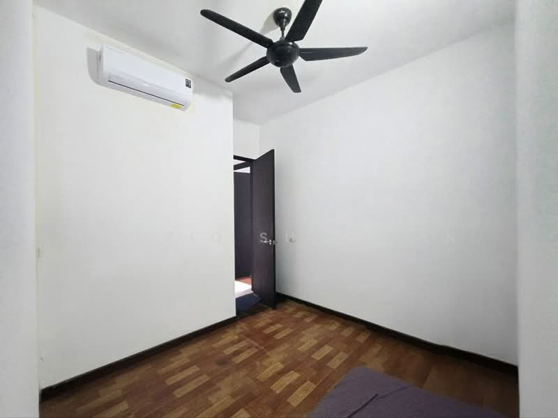 Condominium for Sale at Saville @ The Park - Thoriq Suparman - Bedroom - PropertyGuru.com.my