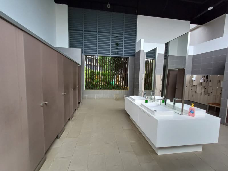 Servis Apartment untuk Dijual di Vogue Suites One - TH Lee - Bathroom - PropertyGuru.com.my