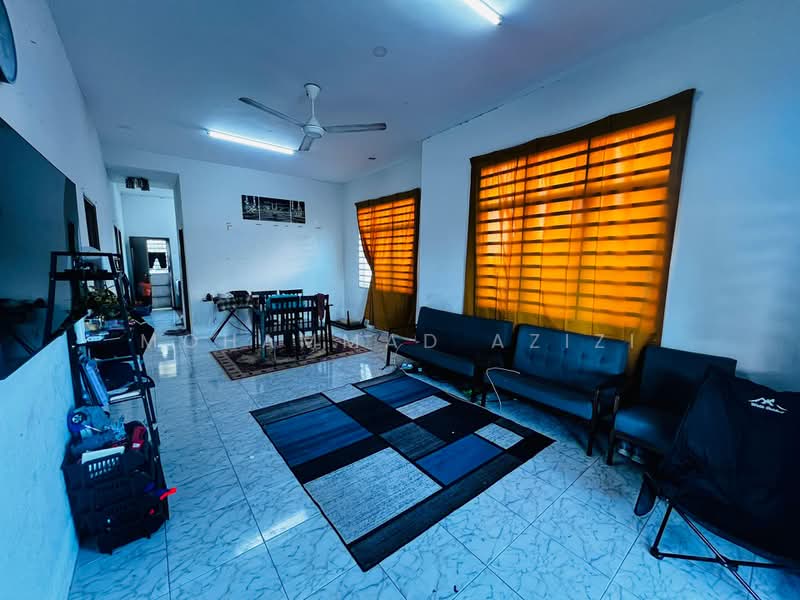 Rumah Berkembar untuk Dijual di Taman Seri Mahkota Jaya (Kuantan) - Mohammad Azizi - PropertyGuru.com.my