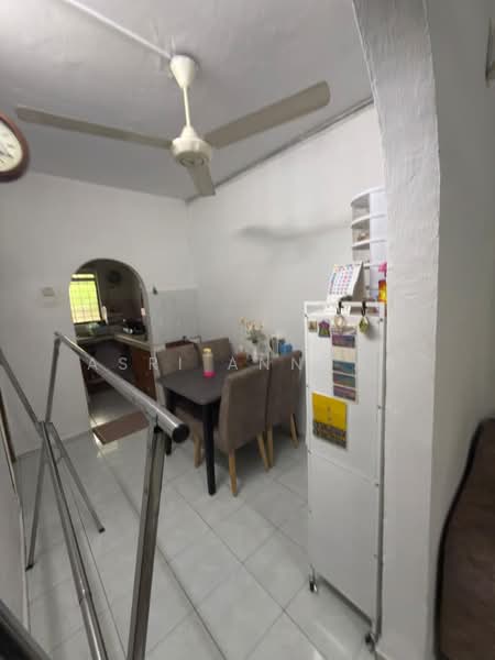 2-storey Terraced House for Sale in Bandar Rinching (Semenyih) - Asri Annuar - Dining Room - PropertyGuru.com.my
