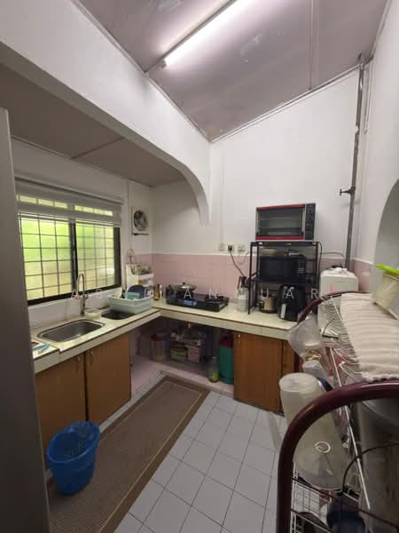 2-storey Terraced House for Sale in Bandar Rinching (Semenyih) - Asri Annuar - Kitchen - PropertyGuru.com.my