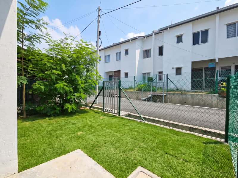 2-storey Terraced House for Sale in Iringan Bayu (Seremban) - Bowie Cheah - Exterior - PropertyGuru.com.my