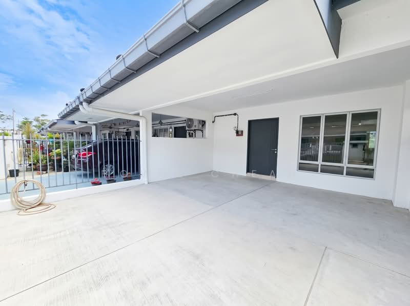 2-storey Terraced House for Sale in Iringan Bayu (Seremban) - Bowie Cheah - Exterior - PropertyGuru.com.my