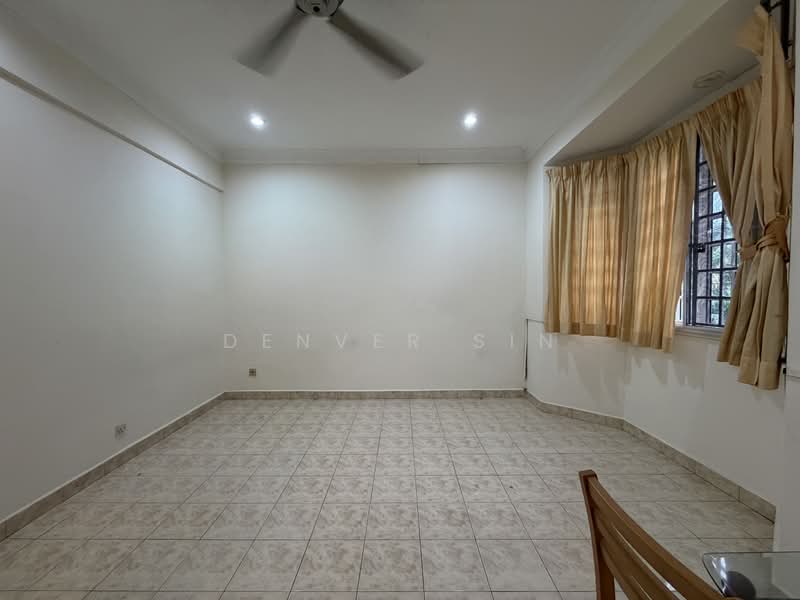 Rumah Teres 2 Tingkat untuk Dijual di Taman Taynton View (Cheras) - Denver Sin - Living Room - PropertyGuru.com.my