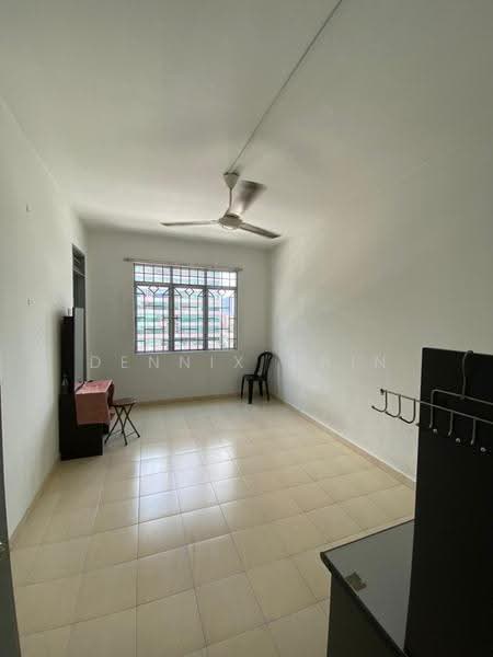 Apartment for Sale at Mentari Court - Dennix Chin - Living Room - PropertyGuru.com.my