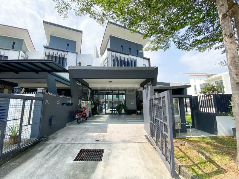 2-storey Terraced House for Sale in Laman Glenmarie (Shah Alam) - Ashraff Daniel - PropertyGuru.com.my
