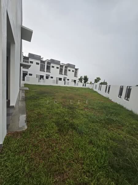 Rumah Teres 2 Tingkat untuk Dijual di Telok Panglima Garang (Selangor) - JC Lee - 44ft side land - PropertyGuru.com.my