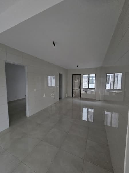 Rumah Teres 2 Tingkat untuk Dijual di Telok Panglima Garang (Selangor) - JC Lee - Kitchen - PropertyGuru.com.my