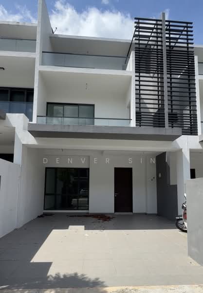 3-storey Terraced House for Sale in Batu 9 (Cheras) - Denver Sin - Exterior - PropertyGuru.com.my