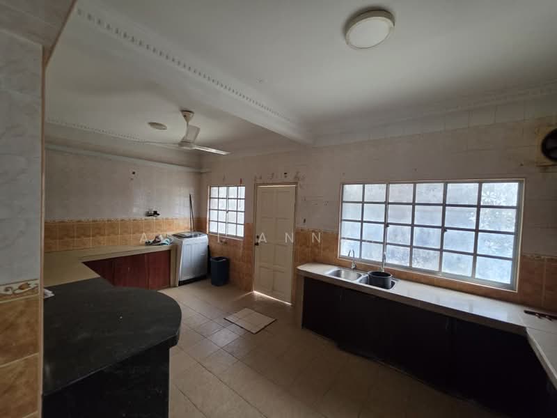 Rumah Teres 2 Tingkat untuk Dijual di Kajang (Selangor) - Asri Annuar - Kitchen - PropertyGuru.com.my