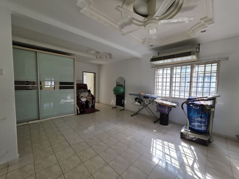 Rumah Teres 2 Tingkat untuk Dijual di Kajang (Selangor) - Asri Annuar - Living Room - PropertyGuru.com.my