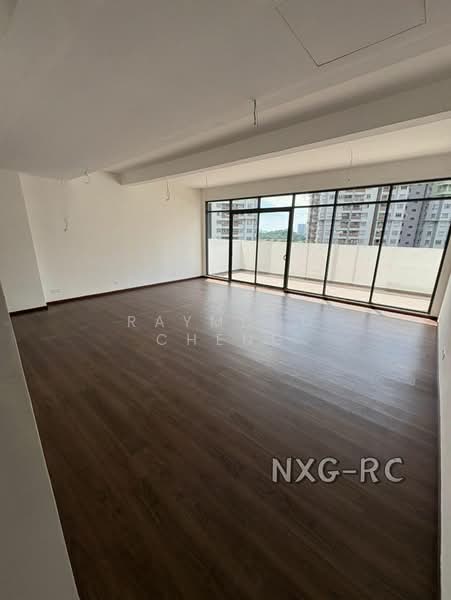 Rumah Teres 4 Tingkat untuk Dijual di Damansara Perdana (Selangor) - Raymond Cheng - Living Room - PropertyGuru.com.my
