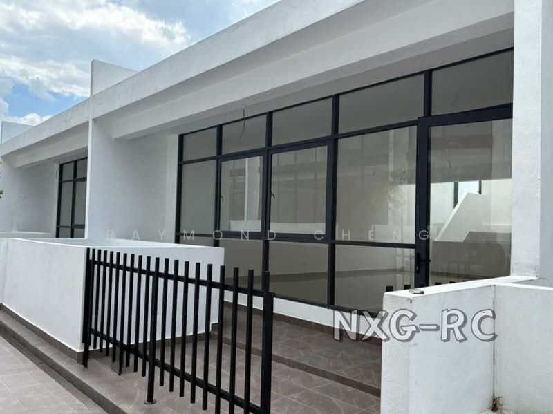Rumah Teres 4 Tingkat untuk Dijual di Damansara Perdana (Selangor) - Raymond Cheng - Exterior - PropertyGuru.com.my