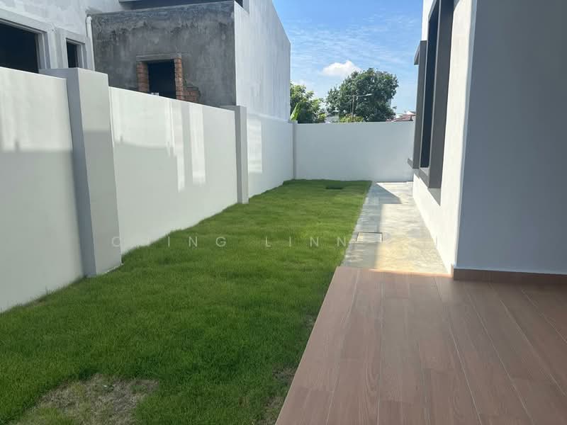 Semi-Detached House for Sale in Kampung Lapan (Melaka City) - Ching Linn Sei - PropertyGuru.com.my