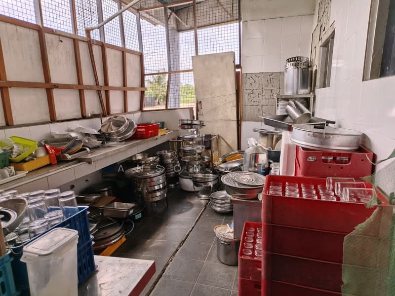 Shop for Rent in Pasir Penambang (Kuala Selangor) - Anson Lee - Kitchen - PropertyGuru.com.my