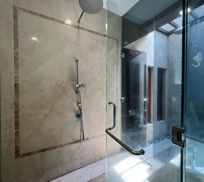 Rumah Banglo untuk Disewa di Mont Kiara (Kuala Lumpur) - Jeremy . - Bathroom - PropertyGuru.com.my