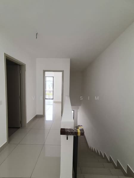 2-storey Terraced House for Rent in Telok Panglima Garang (Selangor) - Venus Sim - Corridor - PropertyGuru.com.my