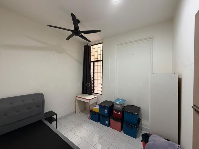 1-storey Terraced House for Sale in Seksyen 4 (Kota Damansara) - Dicson Liew - Bedroom - PropertyGuru.com.my