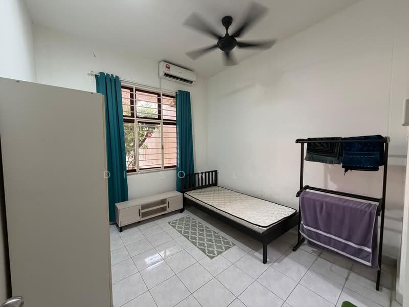1-storey Terraced House for Sale in Seksyen 4 (Kota Damansara) - Dicson Liew - Bedroom - PropertyGuru.com.my