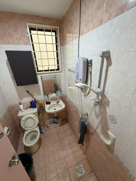 1-storey Terraced House for Sale in Seksyen 4 (Kota Damansara) - Dicson Liew - Bathroom - PropertyGuru.com.my