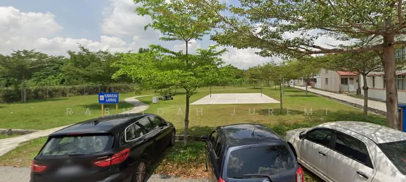 2-storey Terraced House for Sale in Sungai Buloh (Selangor) - Rashidah Juremi - Exterior - PropertyGuru.com.my