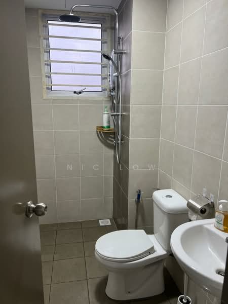 Condominium for Rent at Platinum Splendor Residence - Nic Low - Bathroom - PropertyGuru.com.my