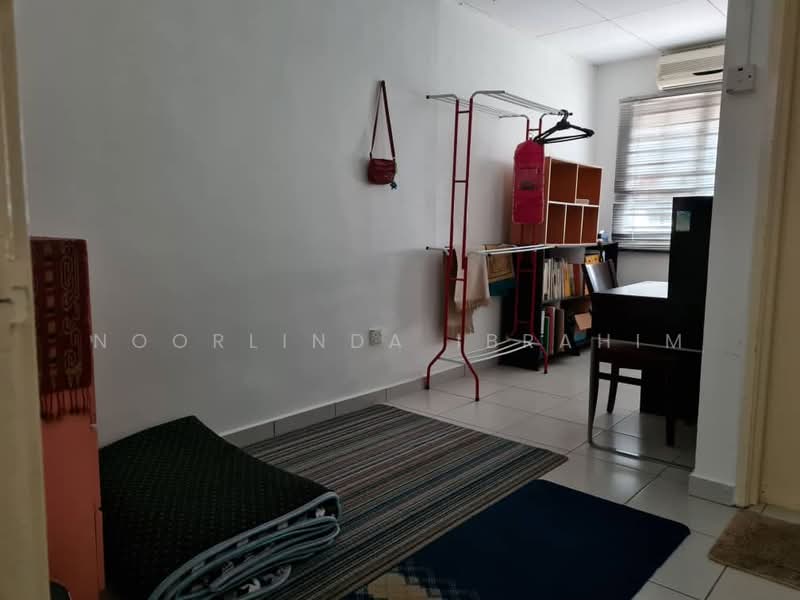 Rumah Teres 2 Tingkat untuk Dijual di Seksyen 13 (Shah Alam) - Noorlinda Ibrahim - PropertyGuru.com.my