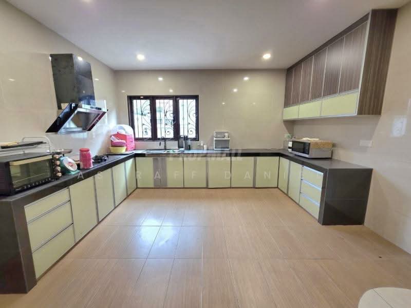 Rumah Berkembar untuk Dijual di Kampung Rantau Panjang (Kapar) - Ashraff Daniel - Kitchen - PropertyGuru.com.my